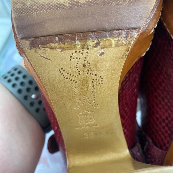 Marni Snakeskin Print Mary Jane Platform Heels in Red Size 36. - Picture 10 of 12